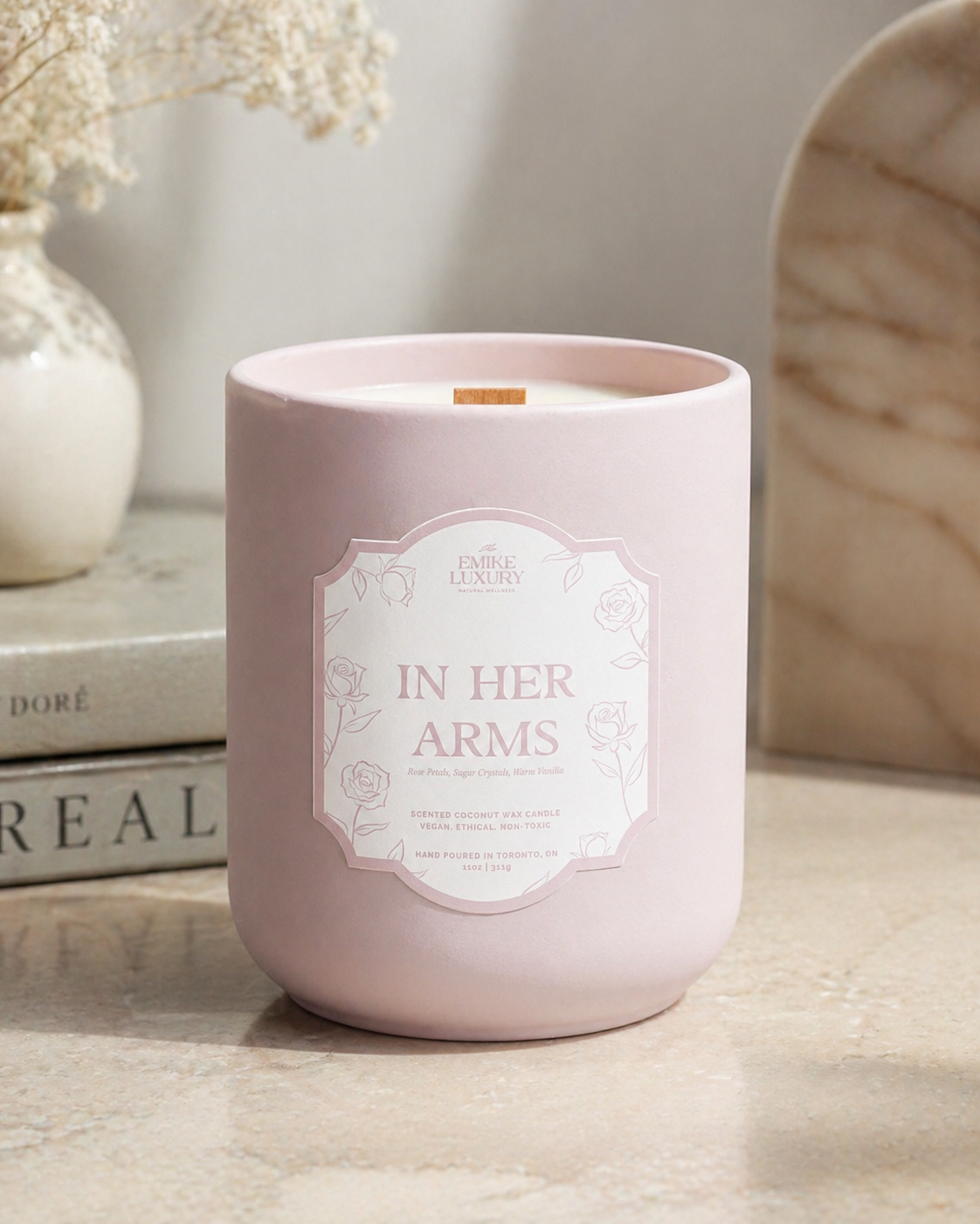 IN HER ARMS LUXURY CANDLE